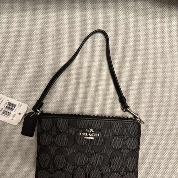 Coach Brand Wristlet/Wallet-NWT - Picture 5 of 5